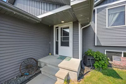 407 N 9th Street, Goodhue, MN 55027 - Photo 6