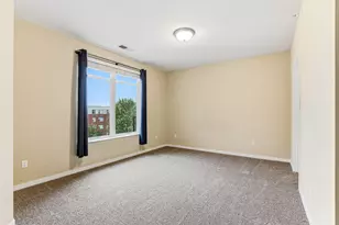 1070 Grandview Ct NE, Columbia Heights, MN 55421 - Photo 12