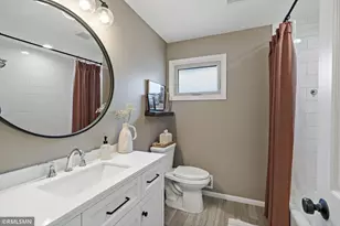 10581 Lake Fall Dr, Eden Prairie, MN 55347 - Photo 16