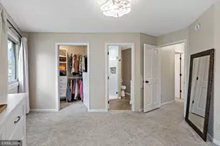 10581 Lake Fall Dr, Eden Prairie, MN 55347 - Photo 20
