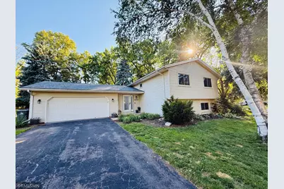 10581 Lake Fall Drive, Eden Prairie, MN 55347 - Photo 1