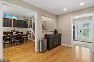 10581 Lake Fall Dr, Eden Prairie, MN 55347 - Photo 6