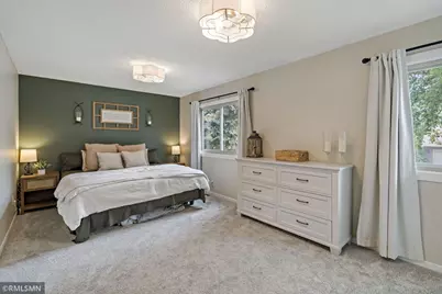 10581 Lake Fall Drive, Eden Prairie, MN 55347 - Photo 18