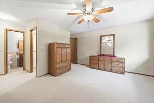 18321 Creeks Bend Dr, Minnetonka, MN 55345 - Photo 18