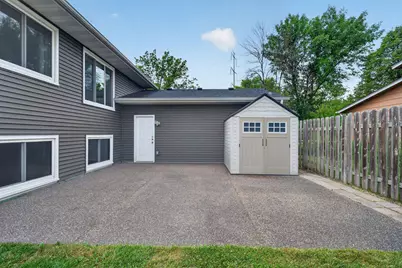 9466 Irving Avenue N, Brooklyn Park, MN 55444 - Photo 24