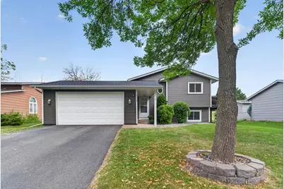 9466 Irving Avenue N, Brooklyn Park, MN 55444 - Photo 2
