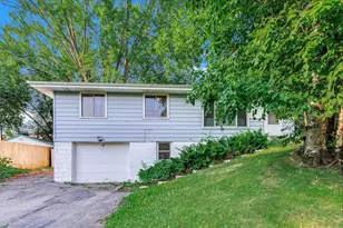 6481 Rath Dr, Woodbury, MN 55125 - Photo 1
