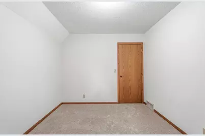1817 Oregon Trail, Saint Cloud, MN 56301 - Photo 18