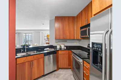 401 S 1st Street #423, Minneapolis, MN 55401 - Photo 18
