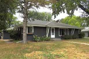 2765 Merrill St, Roseville, MN 55113 - Photo 1