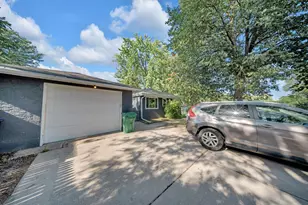 2765 Merrill St, Roseville, MN 55113 - Photo 26