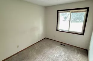 8117-19 Pleasant View Ct, Mounds View, MN 55112 - Photo 8