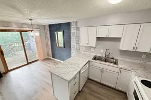 8117-19 Pleasant View Ct, Mounds View, MN 55112 - Photo 6