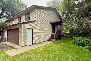 8117-19 Pleasant View Ct, Mounds View, MN 55112 - Photo 16