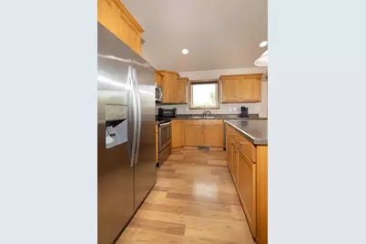 2524 31st Avenue S, Moorhead, MN 56560 - Photo 10