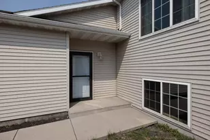 2524 31st Ave S, Moorhead, MN 56560 - Photo 4