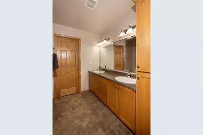 2524 31st Avenue S, Moorhead, MN 56560 - Photo 20