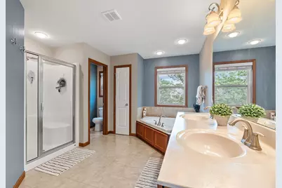 950 Drew Drive, Woodbury, MN 55129 - Photo 26