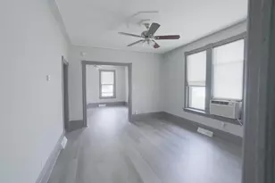 141 York Ave, Saint Paul, MN 55117 - Photo 16