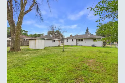 6306 Lee Avenue N, Brooklyn Center, MN 55429 - Photo 22