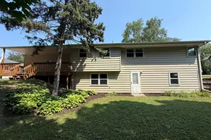 6573 Berkshire Ln N, Maple Grove, MN 55311 - Photo 4