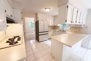 2509 Oakwood Dr, Burnsville, MN 55306 - Photo 2