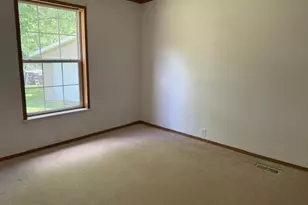 206 3rd St SW, Hinckley, MN 55037 - Photo 12