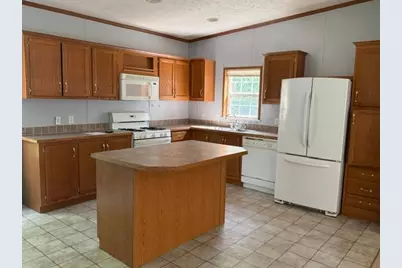 206 3rd Street SW, Hinckley, MN 55037 - Photo 4
