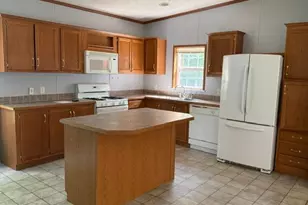 206 3rd St SW, Hinckley, MN 55037 - Photo 4