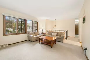 899 Lawnview Ave, Shoreview, MN 55126 - Photo 4