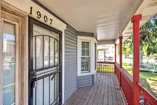 1907 25th Ave N, Minneapolis, MN 55411 - Photo 2