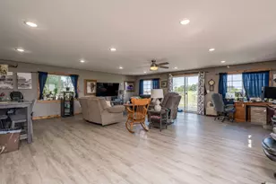 22098 State Hwy 60, Madison Lake, MN 56063 - Photo 8