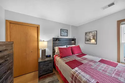 1906 Oak Tree Lane #B, Austin, MN 55912 - Photo 24