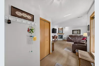 1906 Oak Tree Lane #B, Austin, MN 55912 - Photo 6