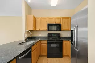 6833 Pine Crest Trail S, Cottage Grove, MN 55016 - Photo 6