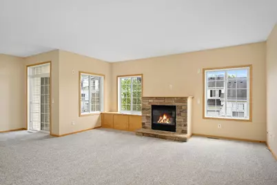 6833 Pine Crest Trl S, Cottage Grove, MN 55016 - Photo 10