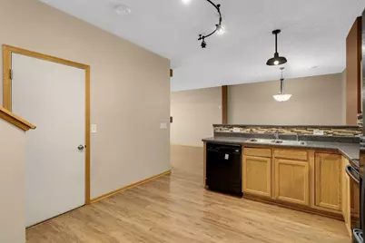 4843 Bisset Lane, Inver Grove Heights, MN 55076 - Photo 14