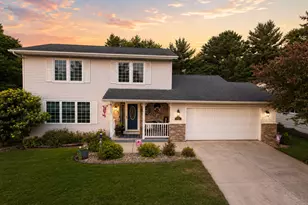 2001 13th St SW, Austin, MN 55912 - Photo 1