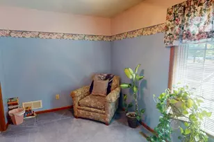 2001 13th St SW, Austin, MN 55912 - Photo 38