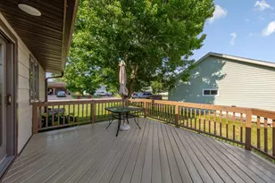 400 Beverly St, Wanamingo, MN 55983 - Photo 38