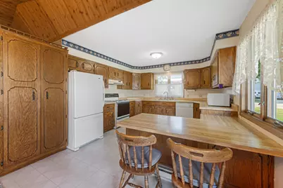 400 Beverly Street, Wanamingo, MN 55983 - Photo 16