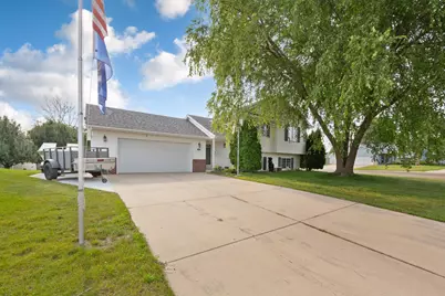630 Morning Drive, Owatonna, MN 55060 - Photo 2