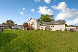630 Morning Dr, Owatonna, MN 55060 - Photo 8