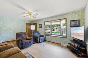 1412 Elm Ave N, Glencoe, MN 55336 - Photo 6