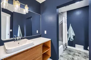 3694 Upper 73rd St E, Inver Grove Heights, MN 55076 - Photo 10