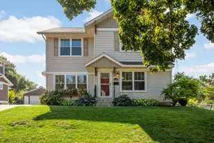 1636 Saunders Ave, Saint Paul, MN 55116 - Photo 1