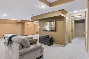 230 Plainview Dr, River Falls, WI 54022 - Photo 30