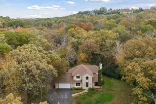 230 Plainview Dr, River Falls, WI 54022 - Photo 2
