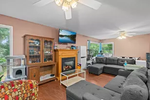 436 9th St S, Waite Park, MN 56387 - Photo 2