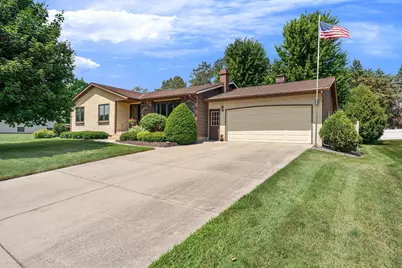 520 Young Drive, Owatonna, MN 55060 - Photo 1